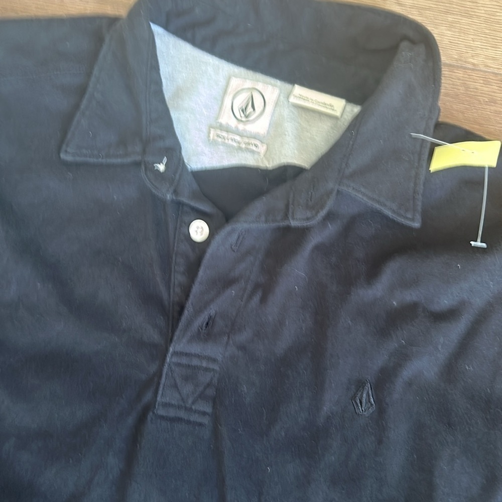 Volcom Shirt ! Large - Picture 3 of 4